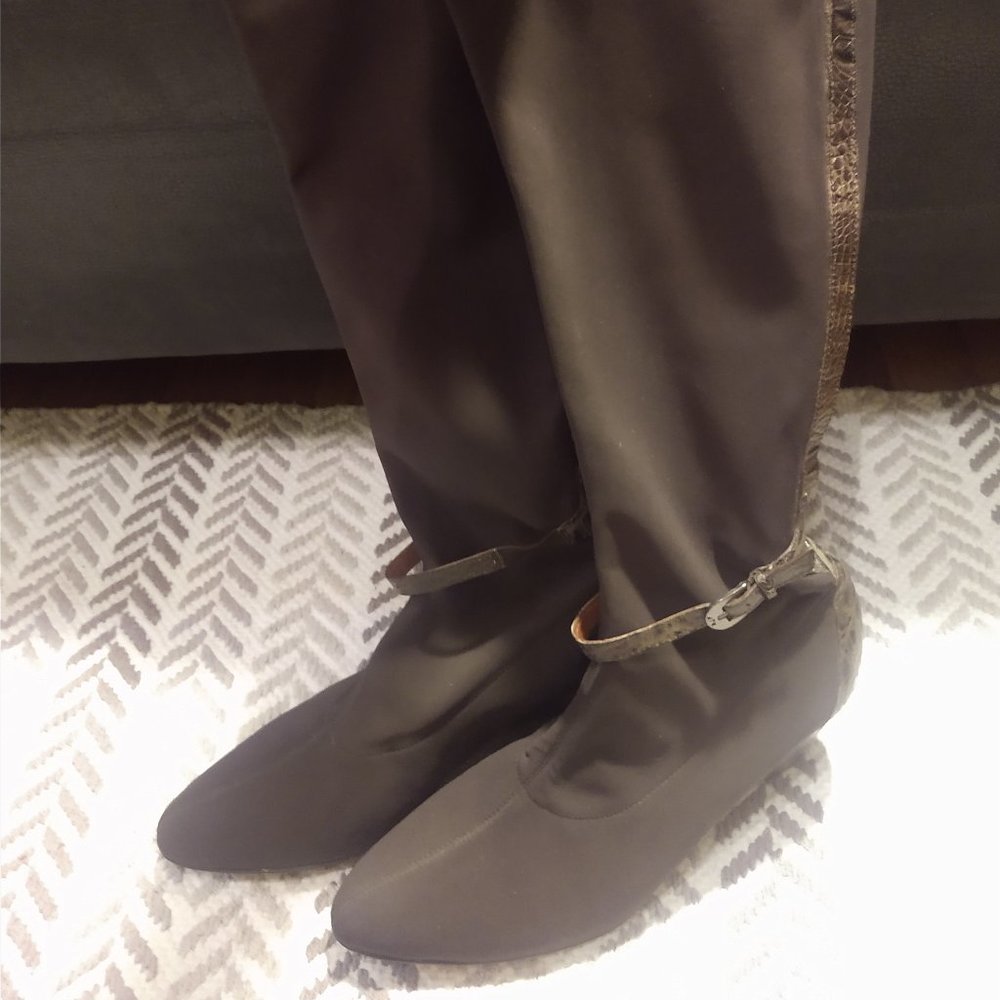 Donlad J. Pliner Boots